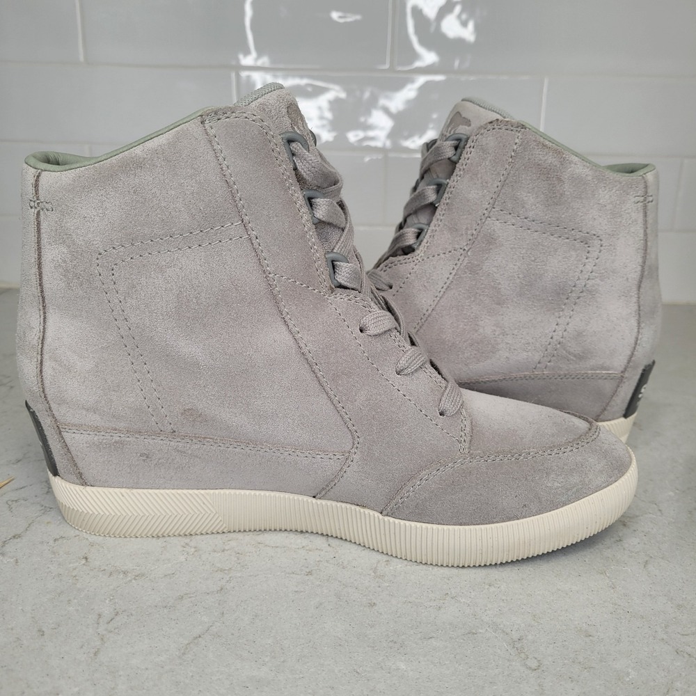 Sorel Out N About‎ Women's Wedge Sneaker in Dove Gray Size 9.5 suede